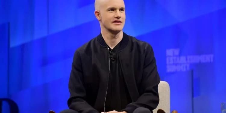 Coinbase 揮刀裁員 14%:全面擁抱 AI 應對幣市寒冬