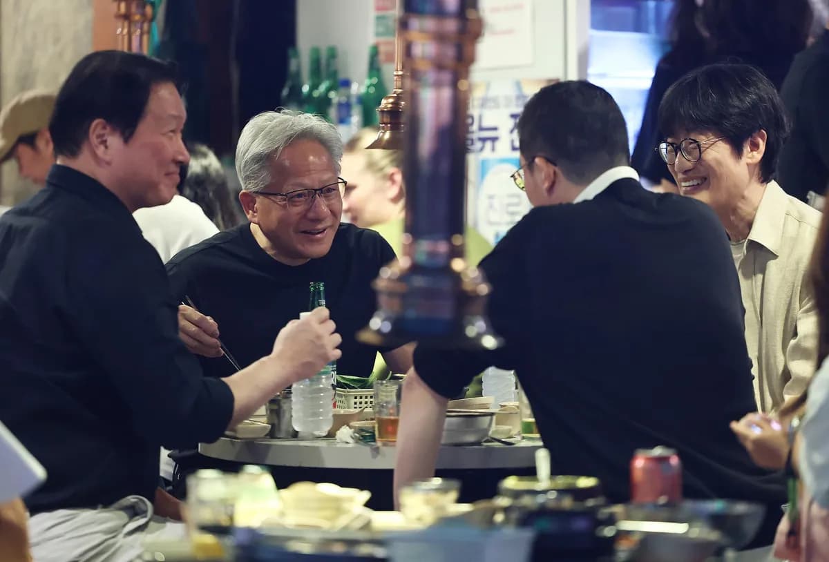 黃仁勳談 AI 科技股拋售潮:絕佳的買進機會、現在折扣價很便宜