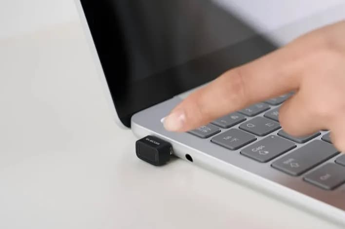 Elecom推出Windows USB指紋辨識器,銜接Passkey無密碼時代